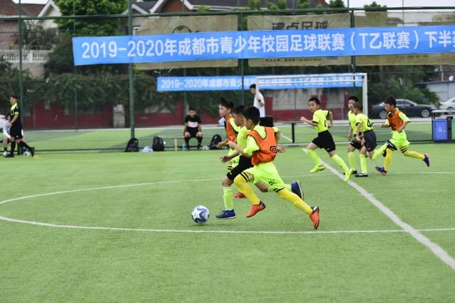 巴萨女足国家德比吸引逾4万人到场，创收近130万欧元